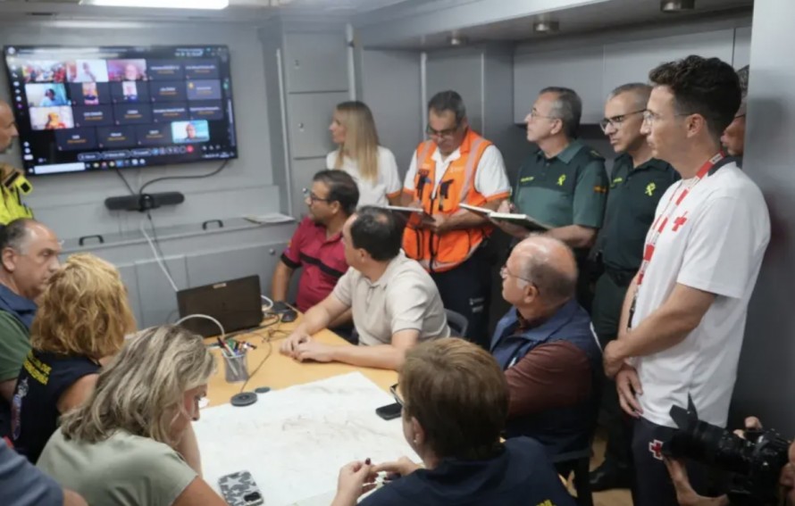 Los incendios de Sierra Engarcerán y Culla evolucionan positivamente pero Tírig pasa a situación 2 del PEIF