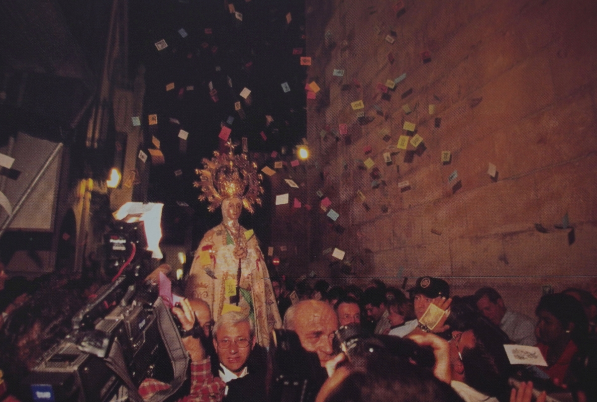 Procesión tras la declaración -
