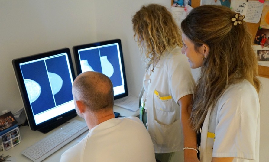 Más de 300 murcianas serán llamadas para el primer estudio que predice el riesgo personalizado de cáncer de mama
