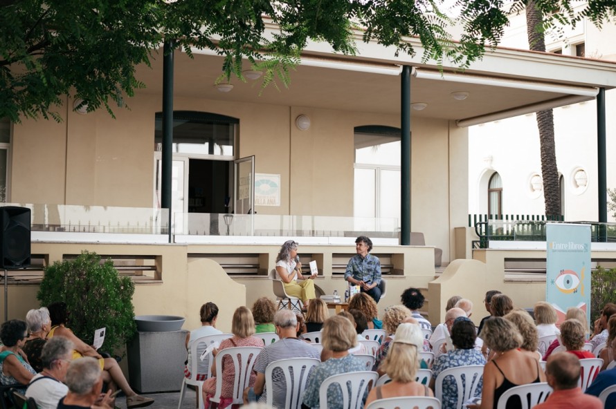 Juan Tallón, Marta Jiménez Serrano o Juan Evaristo Valls Boix, protagonistas de la programación de agosto de Entre Libros en Benicàssim