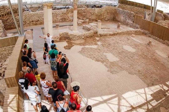 La Coordinadora del Molinete pide blindar una parcela municipal ante el riesgo de construir un hotel sobre el Foro Romano 