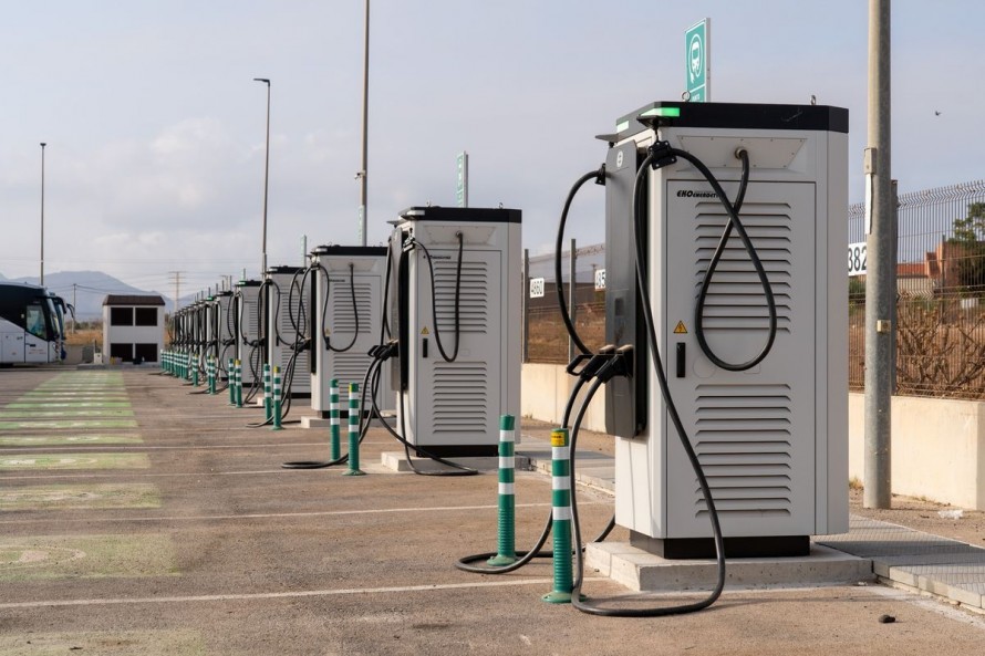 Cartagena prepara la llegada de los autobuses eléctricos con 26 nuevos puntos de recarga