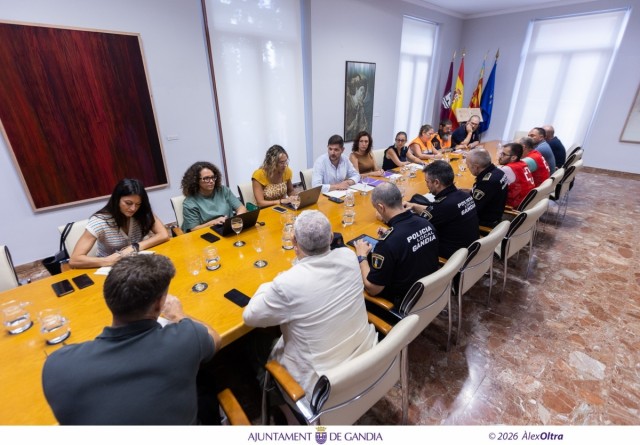 Gandia cierra esta tarde las piscinas de Beniopa y Roís de Corella ante la alerta naranja por lluvias