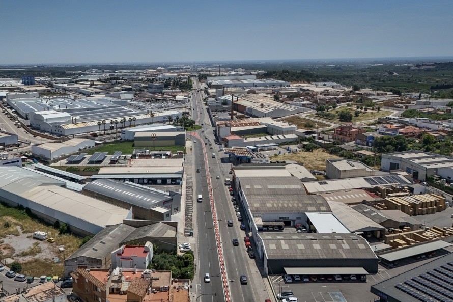La industria lidera el empleo en Castellón con un 18% de afiliaciones: cerámica, maquinaria o mueble, entre los principales sectores