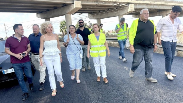 La Diputació ejecuta obras en la vía de servicio de la v-21 para reforzar la movilidad en l'Horta Nord