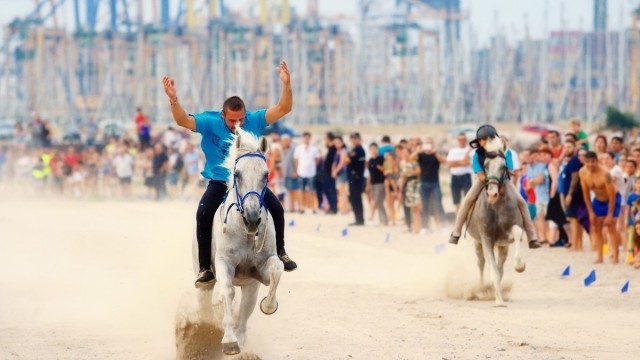 Pinedo celebra las tradicionales Corregudes de Joies, que este año harán una pausa especial por el eclipse