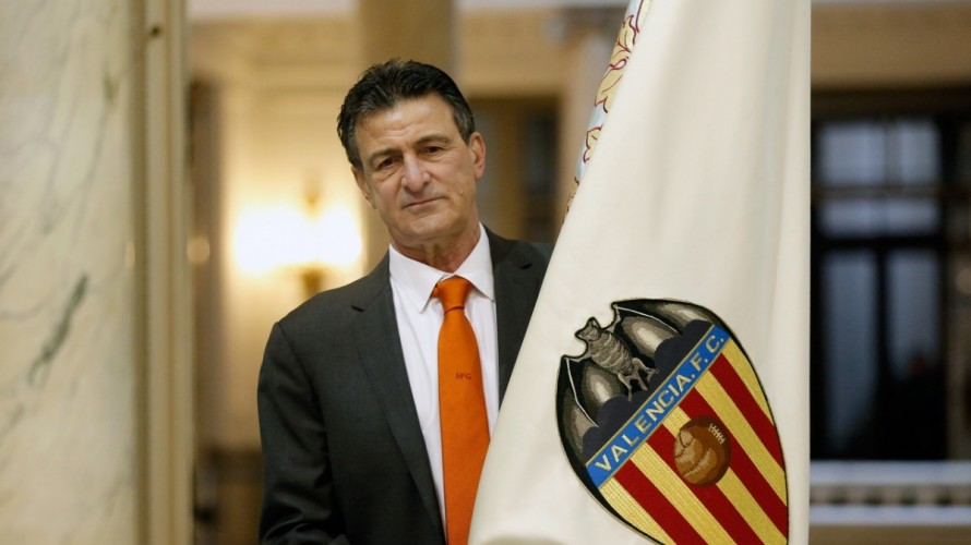 Kempes vendrá en septiembre a València por los 50 años de su llegada a Mestalla: 