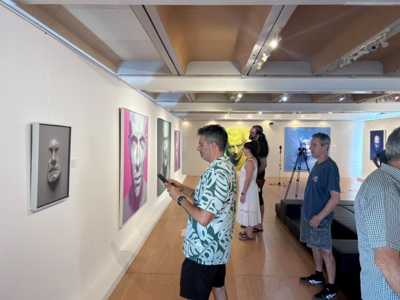 Moncofa cierra la temporada de la Sala María Sorolla con una exposición de Jesús Navarro, Iban Navarro y Griselda Ferrández