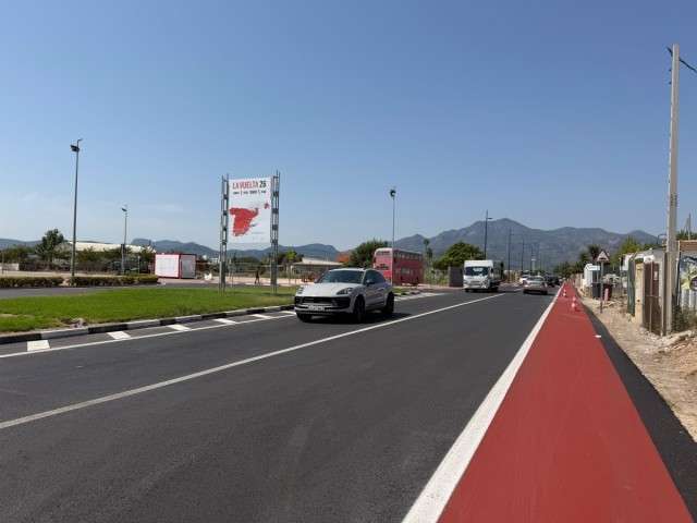 La Diputación financia la mejora del acceso a la playa de Xeraco y una nueva rotonda en el Camí del Mig