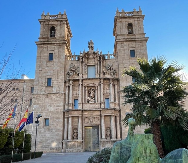 La Biblioteca Valenciana desvela las obras y las fechas de sus clubs de lectura para el próximo curso