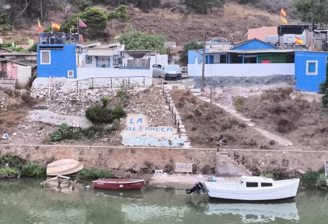 La Algameca Chica se va de fiesta: rifas, pesca, procesión marítima y flamenco para honrar a la Virgen de la Asunción