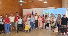 Así es 'Enrédate', el proyecto de Murcia y Cruz Roja para crear redes de apoyo entre los mayores