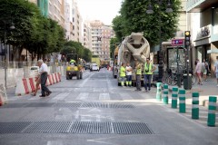 Las obras en Colón superan el 55% de acera renovada y llegan a la plaza de los Pinazo