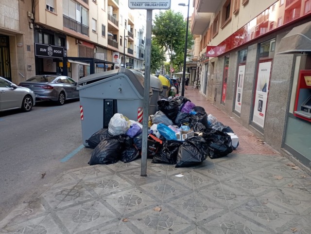 Calp pone fin a la huelga de limpieza tras el acuerdo entre Acciona y los trabajadores