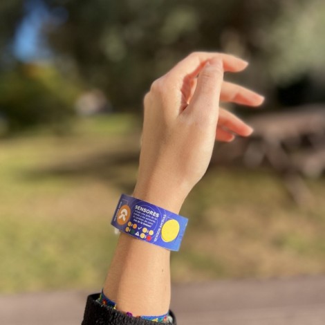 La Generalitat contra la sumisión química: 15.000 pulseras para blindar el verano en festivales y fiestas patronales