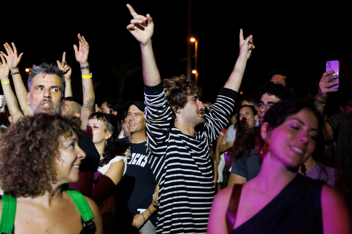 El Cabo de Pop reúne a 7.000 personas con el Faro de testigo en su apuesta por la música, el deporte y la sostenibilidad