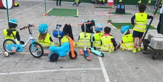 Los patinetes y la realidad virtual se incorporan en Alcoy a la formación escolar en movilidad segura y sostenible