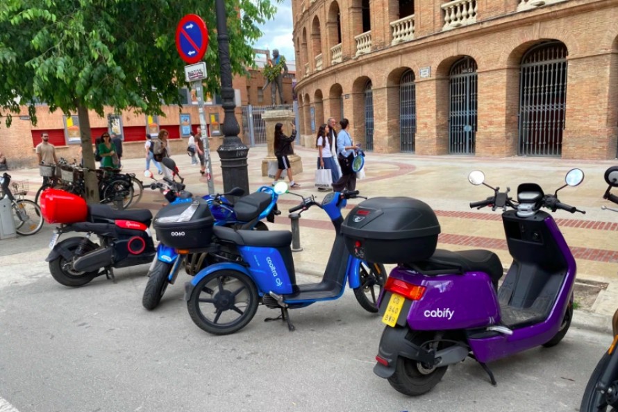 València regulará el motosharing tras el verano: las empresas necesitarán autorización y habrá límite de flota