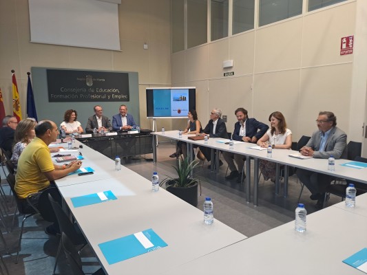 El plan para combatir la economía sumergida en la Región da sus primeros pasos