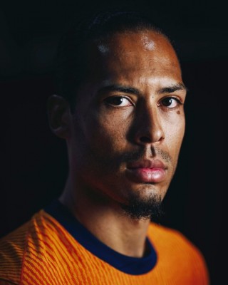 Van Dijk-De Vrij, la muralla insustituible de Koeman
