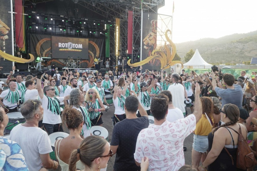 El Rototom Sunsplash cruza las fronteras sonoras con las raíces jamaicanas de The Itals, el reggae de Dub Inc y la música de G-5