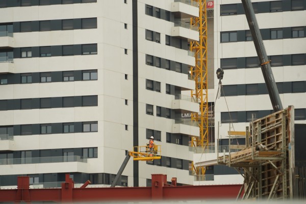 València acciona su urbanismo y tramita 15 desarrollos de suelo para levantar 8.000 viviendas