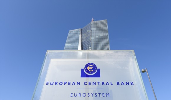 El superávit por cuenta corriente de la eurozona aumenta un 12,9 % en junio