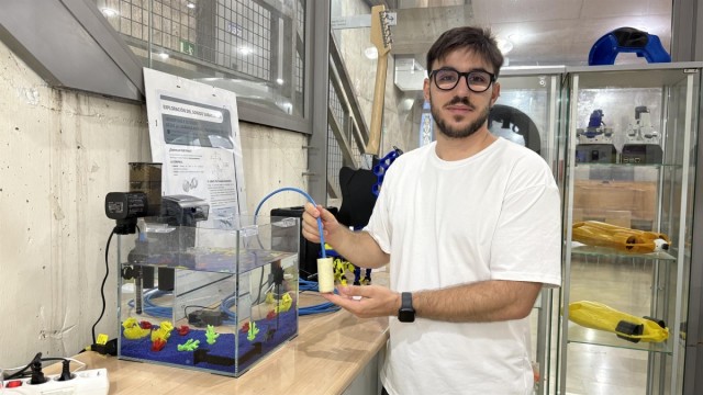 Estudiantes de la UPCT crean un hidrófono 'low cost' que permite hasta oír delfines desde el Puerto de Cartagena