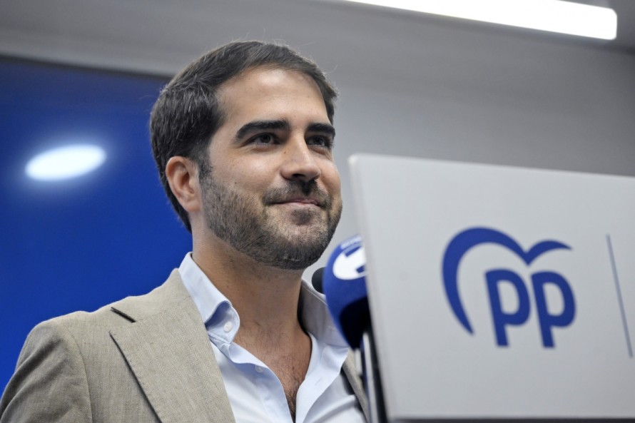 Diego Avilés, la nueva voz del PP de Murcia: juventud y buenas maneras de la mano de un cofrade de cuna