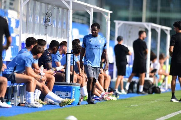 El camerunés Jean Jules, ya con el alta tras contraer la malaria pero sin jugar en el Efesé 