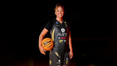 El Jairis incorpora a la ala pívot estadounidense Jordan Hobbs, con experiencia en la WNBA y en Italia