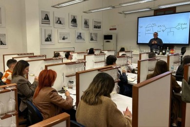 La Escuela de Catas de Alicante estrena su 'nueva añada' de formaciones