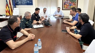 Villena activa el CECOPAL por la alerta naranja y cierra parques e instalaciones deportivas