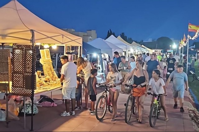Islas Menores ya tiene su mercadillo artesano
