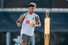 El delantero, la gran duda para el debut