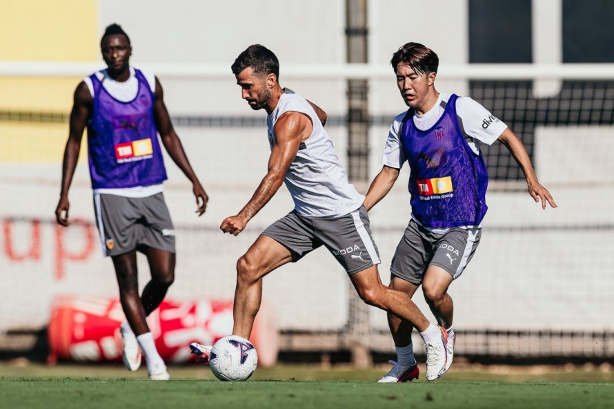 Vive el estreno del Valencia CF en la Liga en ‘Punt a punt’ de radio y ‘Minut i resultat’ de televisión