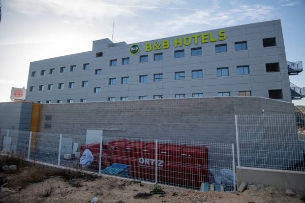 La francesa B&B Hotels refuerza su presencia en la Costa Blanca con la inauguración en Finestrat