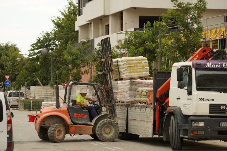 Del acero a la energía: así se dispara la factura de las obras en la Comunitat Valenciana 
