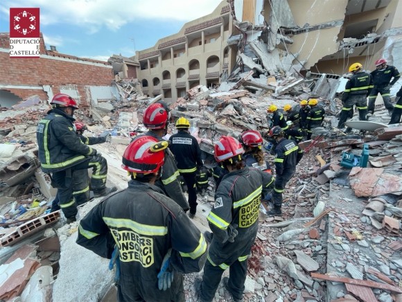 Los afectados por el derrumbe del edificio de Font Nova en Peñíscola denuncian 