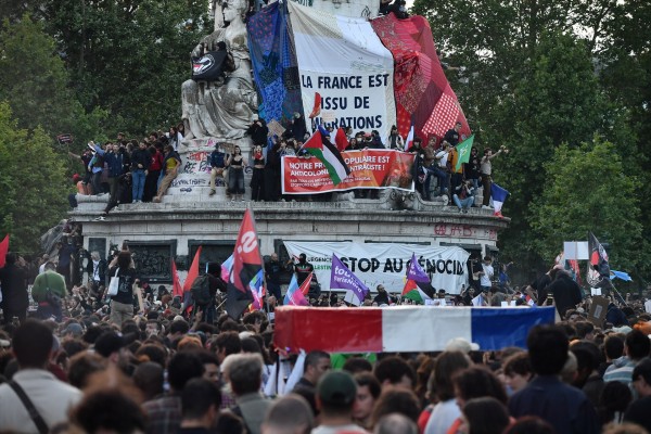 La alianza de izquierdas da la sorpresa en Francia y pide gobernar tras su victoria en las legislativas

