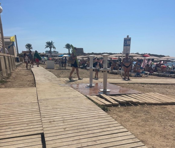 El verano agita la 'secesión' de Tabarca de Alicante: los vecinos dan aliento a la entidad local menor
