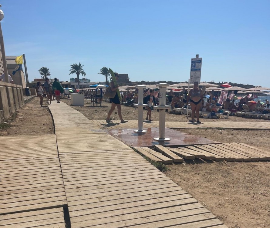 El verano agita la 'secesión' de Tabarca de Alicante: los vecinos dan aliento a la entidad local menor
