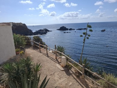 Vecinos de Cabo de Palos se manifiestan este domingo contra el 'Sendero Azul': 