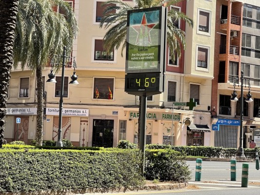 La Generalitat activa un protocolo para que las personas sin hogar combatan altas temperaturas