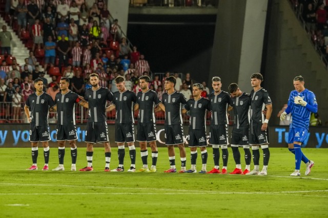 Elda recupera sus noches de fútbol profesional con el CD Eldense-Cádiz CF