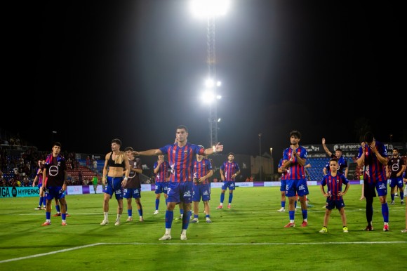 Más fútbol en el CD Eldense, pero los mismos pecados