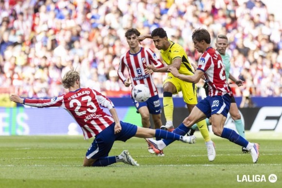 El Villarreal suma un punto frente a un Atleti que llegó a estar en inferioridad numérica