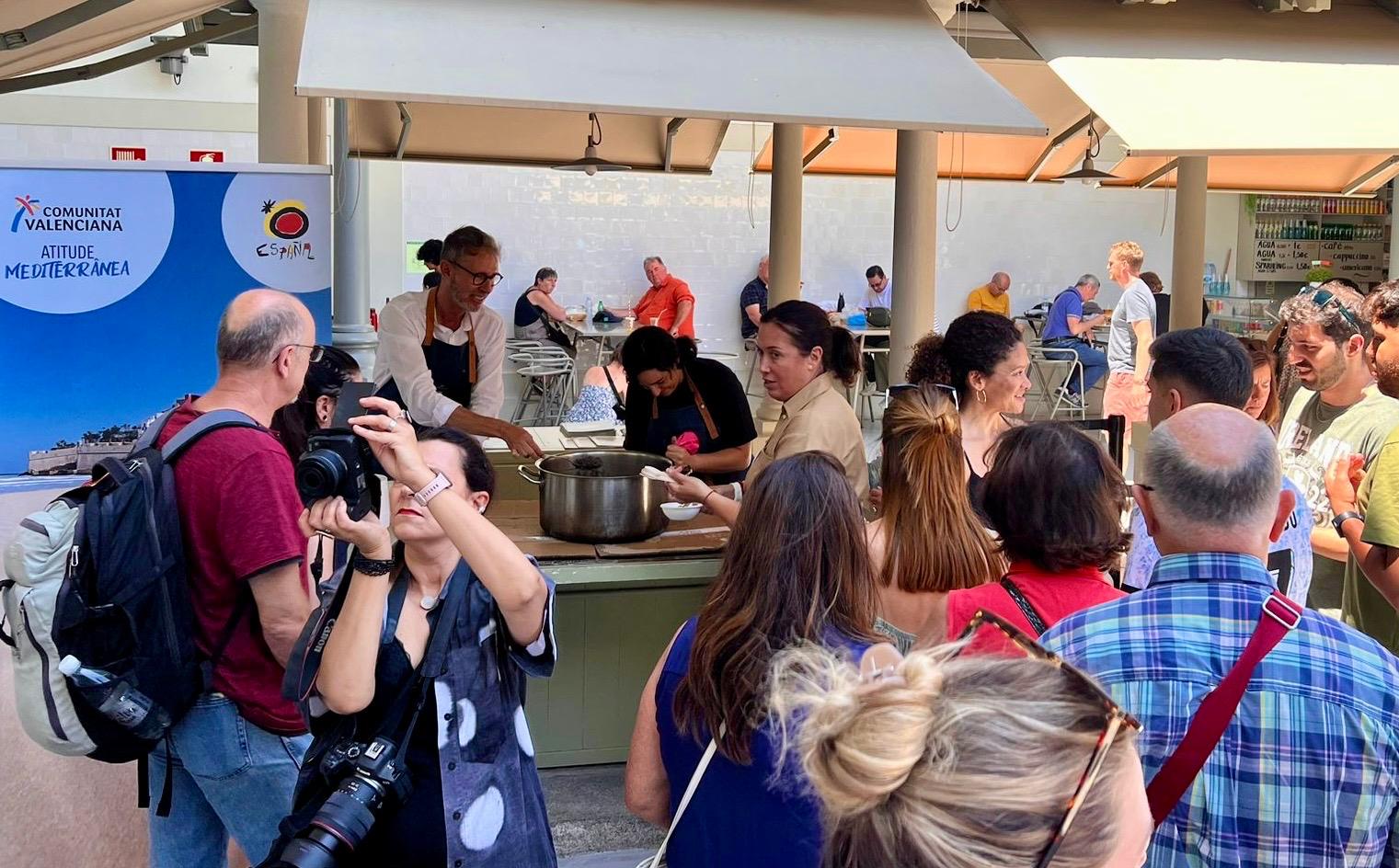 Más de 2000 personas se interesan por Castelló en el 'stand' turístico del Patronato en Oporto