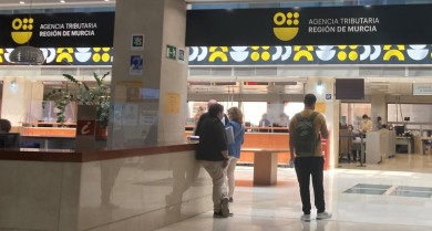 La Agencia Tributaria regional mejora los servicios para más de 3.800 colaboradores profesionales
