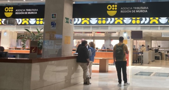 La Agencia Tributaria regional mejora los servicios para más de 3.800 colaboradores profesionales